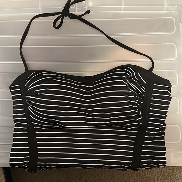 Robin Piccone Swim Top - Picture 3 of 4